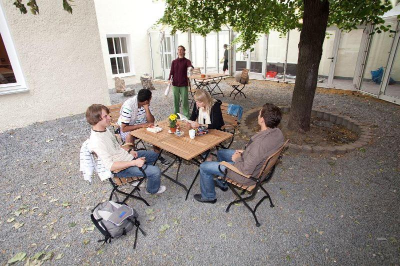 Pathpoint Cologne - Backpacker Hostel Exterior photo